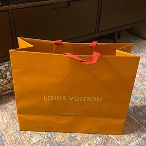 Medium Louis Vuitton Shopping Bag